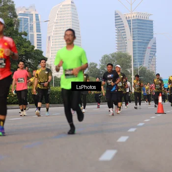 Runner Photo 6906229