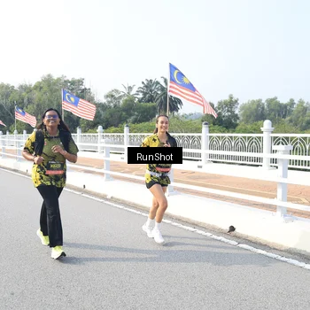 Runner Photo 6906232