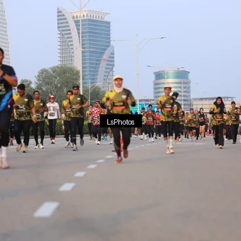 Runner Photo 6906247