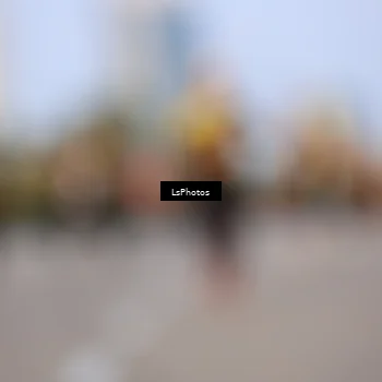 Runner Photo 6906256