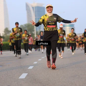 Runner Photo 6906257
