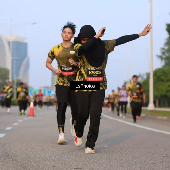 Runner Photo 6906276