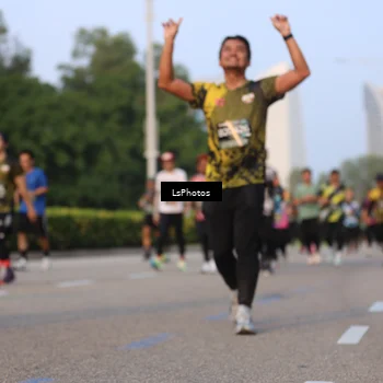 Runner Photo 6906290