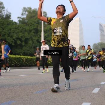 Runner Photo 6906301