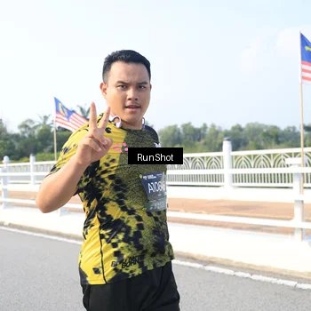 Runner Photo 6906310
