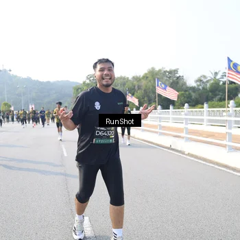 Runner Photo 6906321