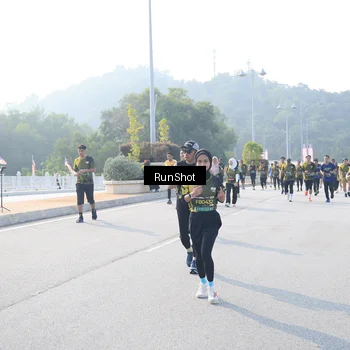 Runner Photo 6906326