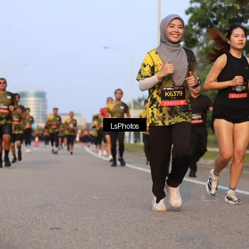 Runner Photo 6906336
