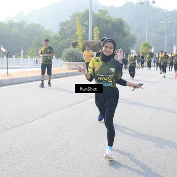 Runner Photo 6906342