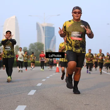 Runner Photo 6906349