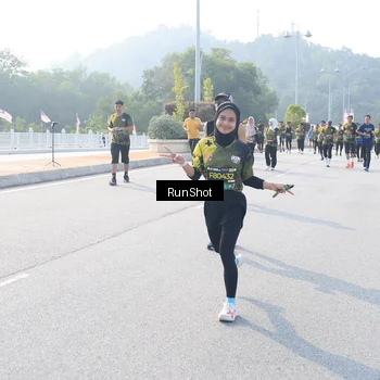 Runner Photo 6906352