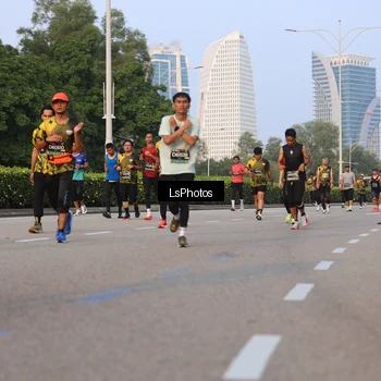 Runner Photo 6906374