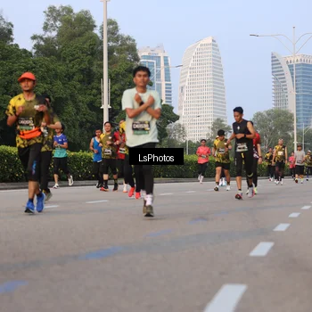 Runner Photo 6906393