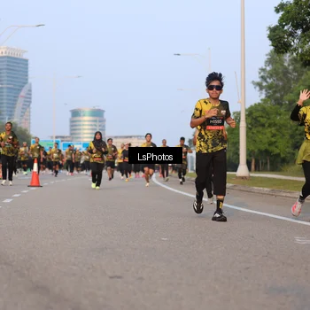 Runner Photo 6906403