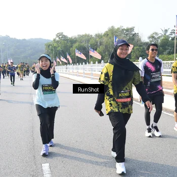 Runner Photo 6906407