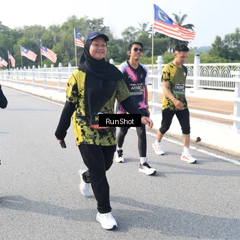 Runner Photo 6906409