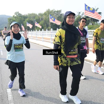 Runner Photo 6906415