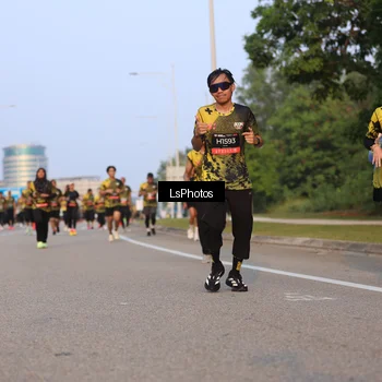 Runner Photo 6906419