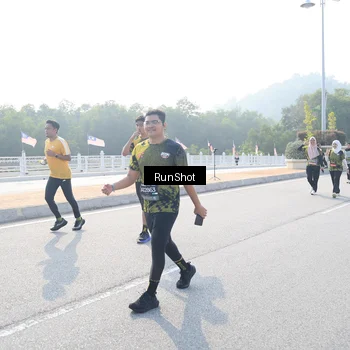 Runner Photo 6906421