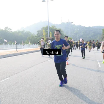 Runner Photo 6906429