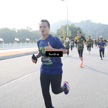 Runner Photo 6906443
