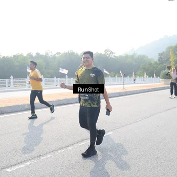 Runner Photo 6906446