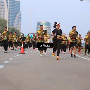 Runner Photo 6906458