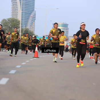 Runner Photo 6906465