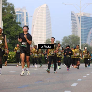 Runner Photo 6906493