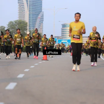 Runner Photo 6906510