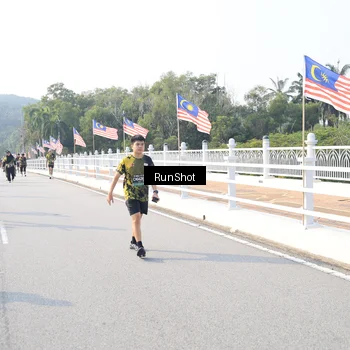 Runner Photo 6906521