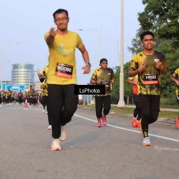 Runner Photo 6906530