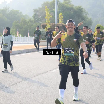 Runner Photo 6906531