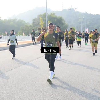 Runner Photo 6906536