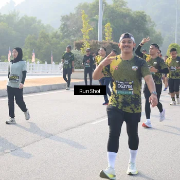 Runner Photo 6906540
