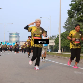 Runner Photo 6906545