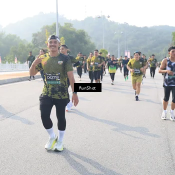 Runner Photo 6906549