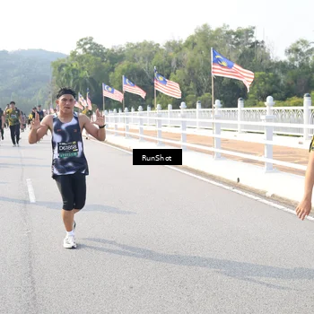 Runner Photo 6906556
