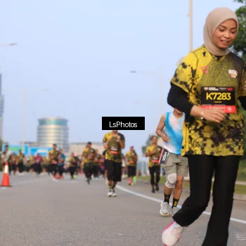 Runner Photo 6906564