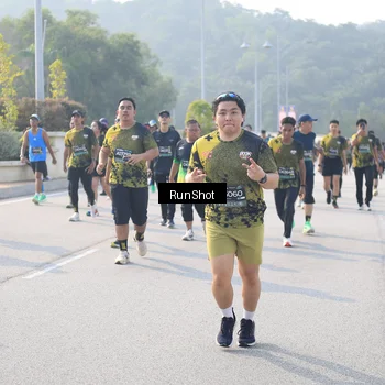 Runner Photo 6906573