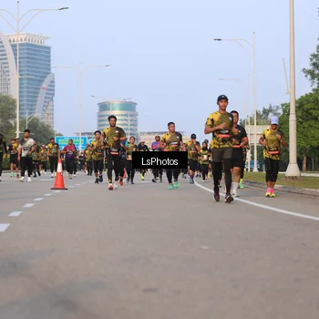 Runner Photo 6906581