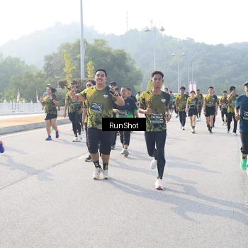 Runner Photo 6906597
