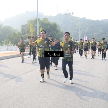 Runner Photo 6906600