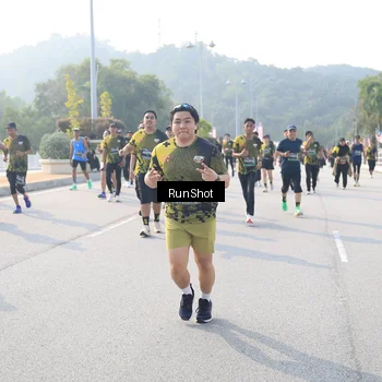 Runner Photo 6906601