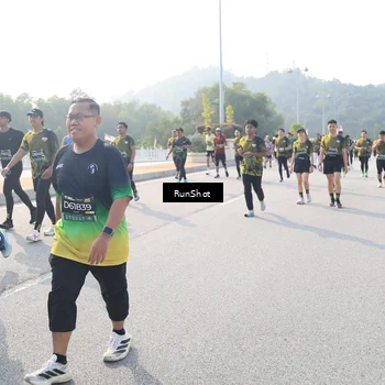 Runner Photo 6906665