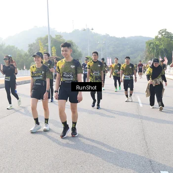 Runner Photo 6906710