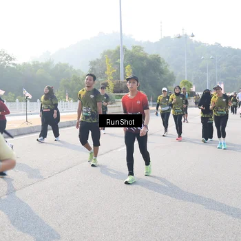 Runner Photo 6906944
