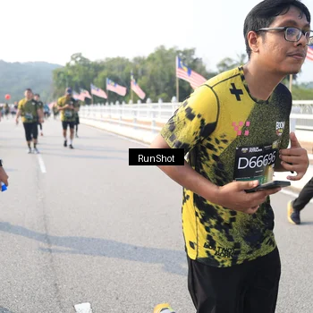 Runner Photo 6908215