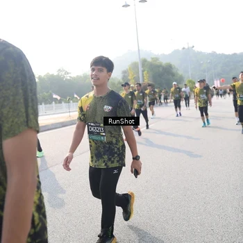 Runner Photo 6908254