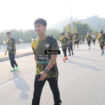 Runner Photo 6908265